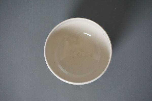 二代香山　仁清意初午（狐嫁入り）茶碗 (7)-1.JPG